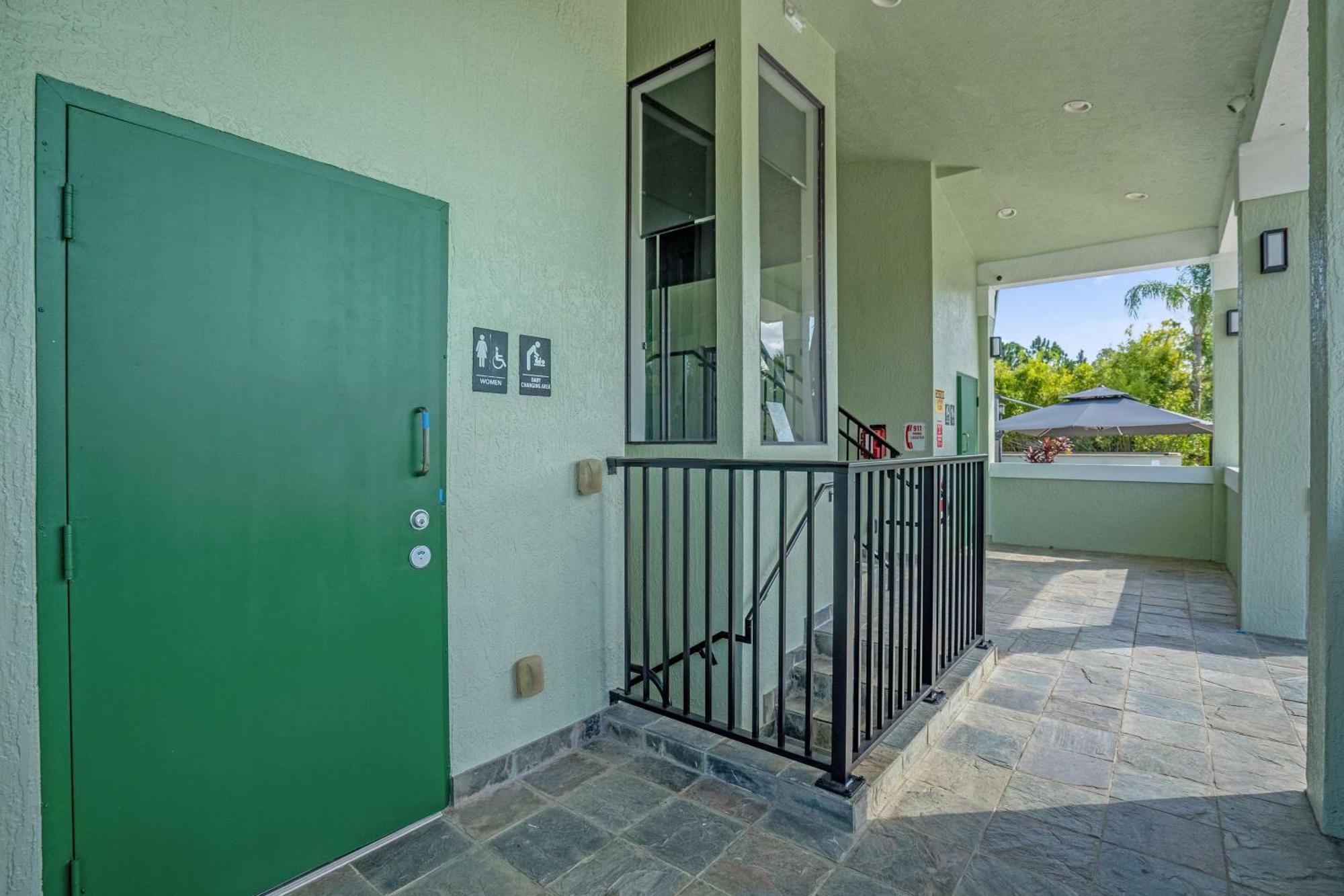 Magical Winter Memories Recent Renovated Townhome Orlando Exterior photo